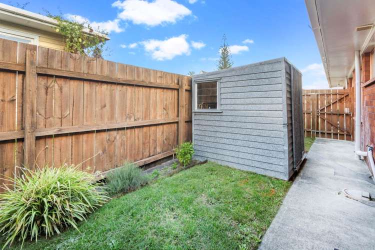 2/70 Taikata Road Te Atatu Peninsula_7