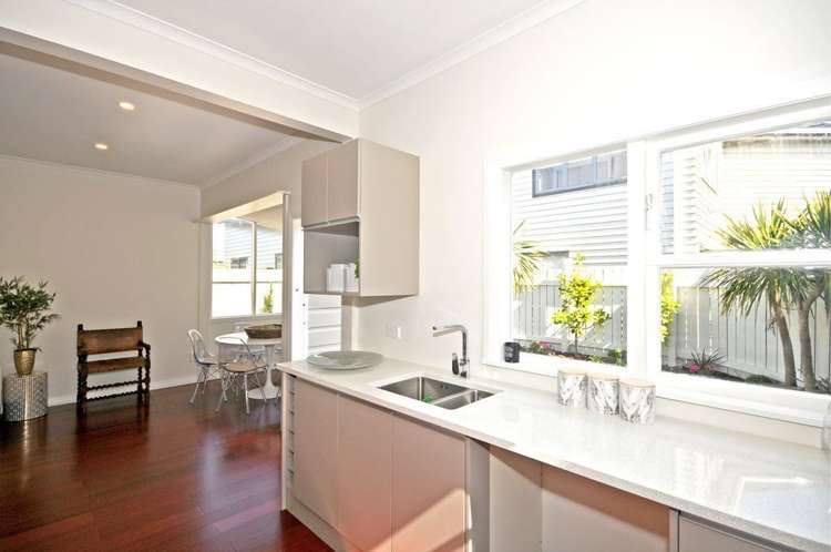 59 Kauri Street Miramar_4