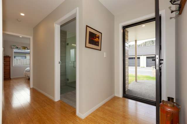 33/3 Georgia Grove Paraparaumu_3