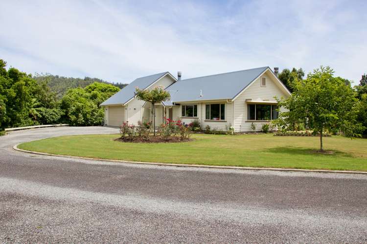 264 Umere Road Karamea_0