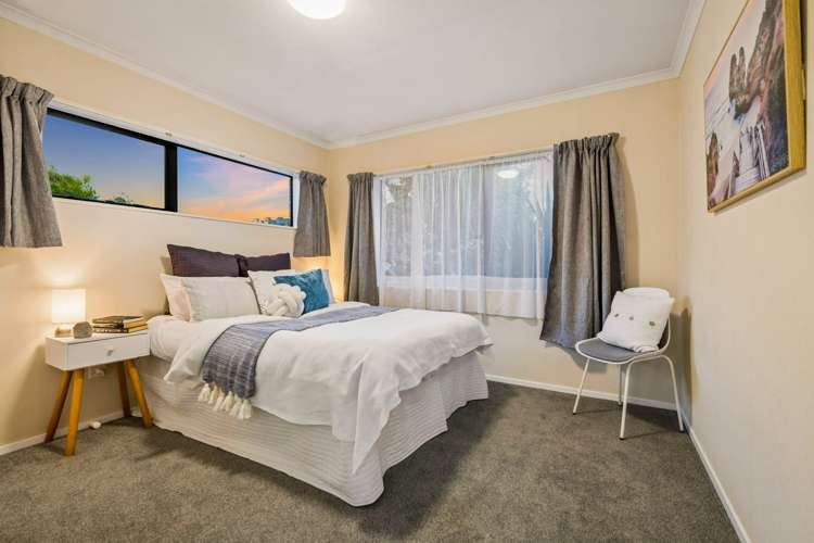42 Medvale Avenue Flat Bush_16