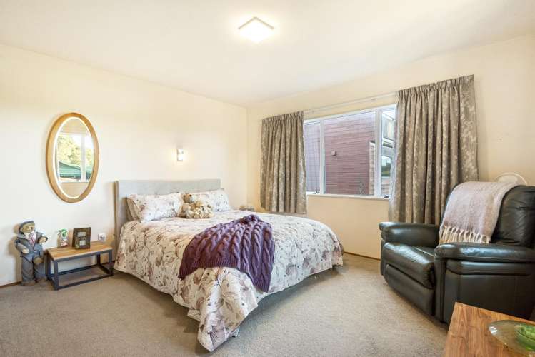 2/1 Argyle Road Browns Bay_13