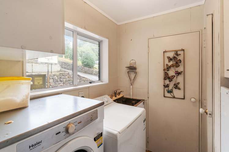 19A Russell Crescent Western Heights_18