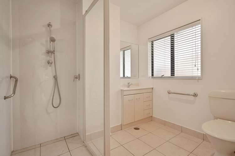 37/169 Sturges Road Henderson_6