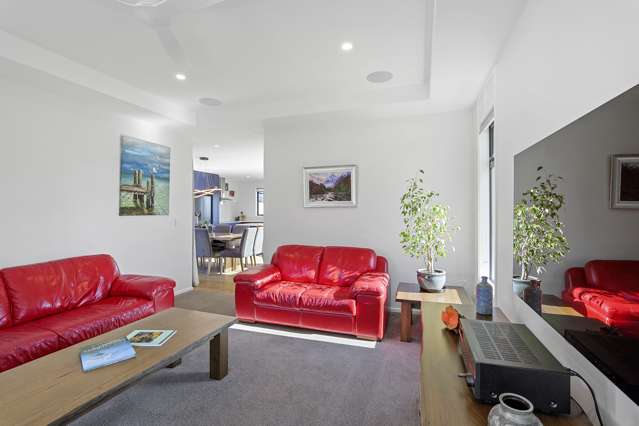 6 Harrier Place Amberley_3