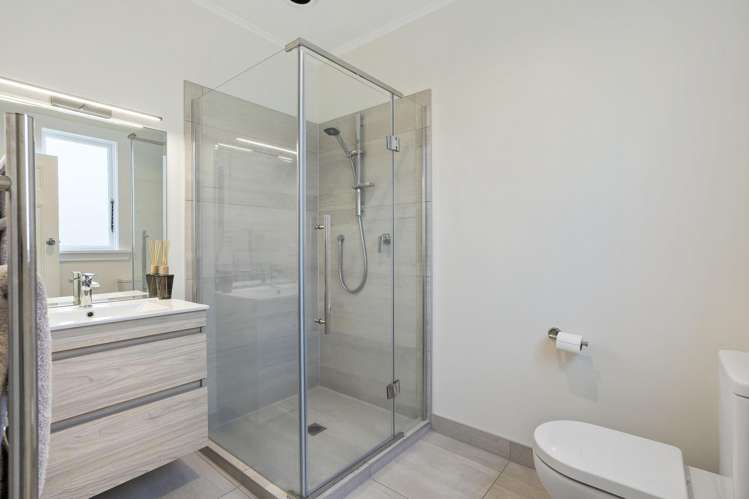 1/33 Abbotts Way Remuera_10