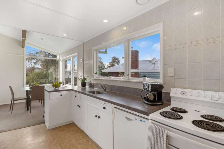 6 Abraham Crescent Milson_13