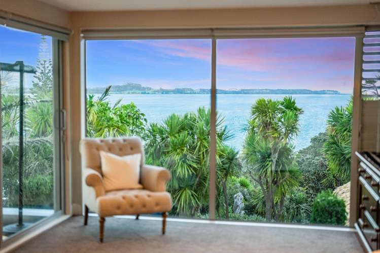 11 Hoskins Avenue Hillsborough_26