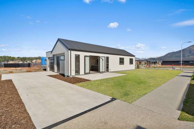 New build - ready for immediate possession