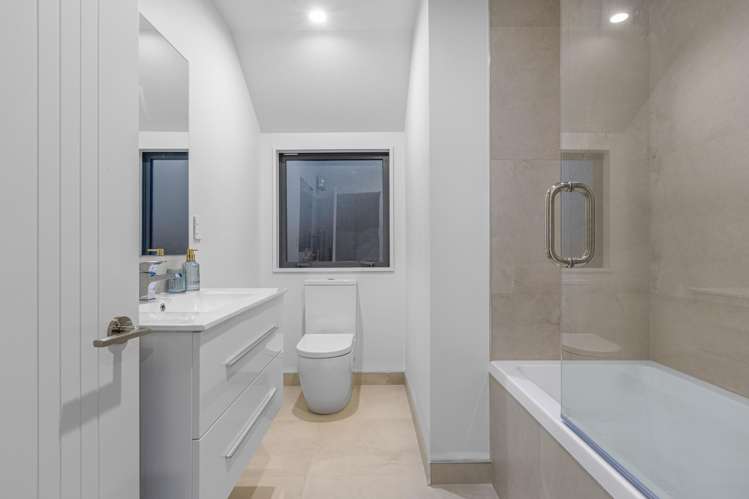 2/20 Shearer Avenue Papanui_6