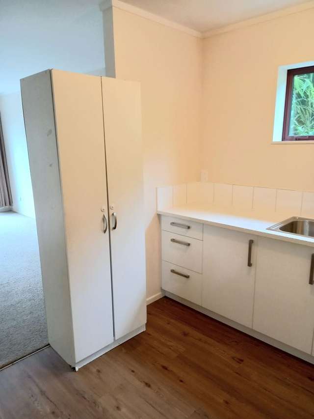 27A Highgrove Lane Totara Vale_4