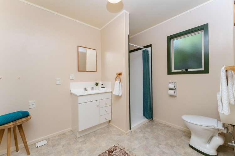 930 Harington Point Road Harington Point_10