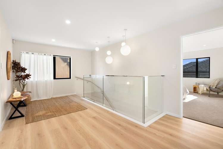 2A Knights Close Rothesay Bay_7