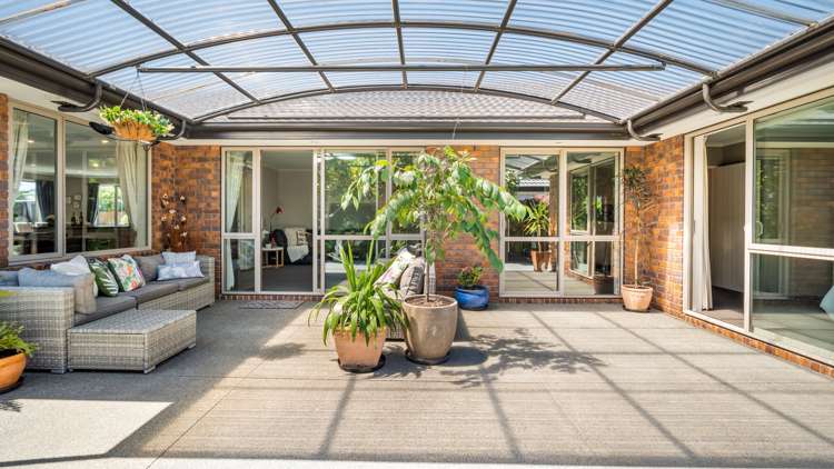 8 Hoihere Place Parklands_10