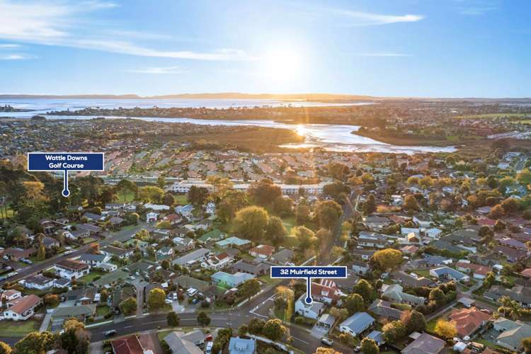 32 Muirfield Street Wattle Downs_23