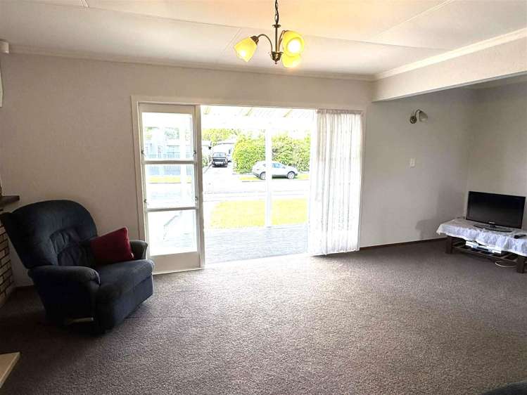 4 Mokau Place Terrace End_11