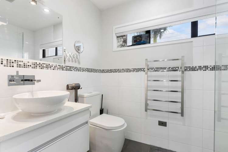 17 Burns Avenue Takapuna_19