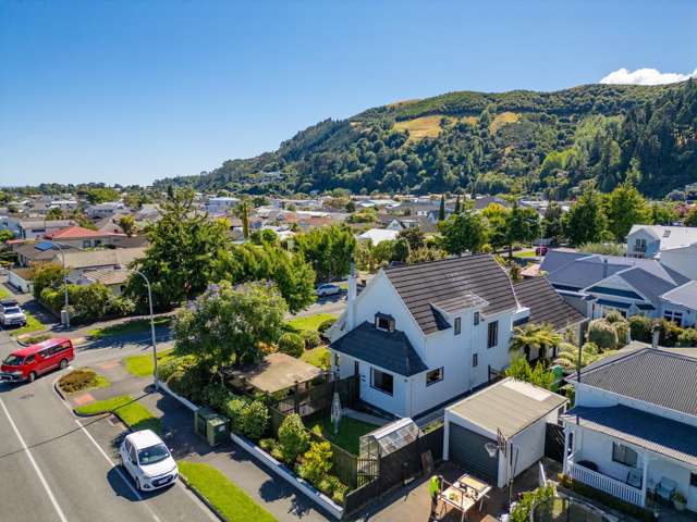 86 Halifax Street East The Wood_2