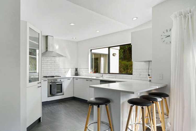 7 Joseph Banks Drive Whitby_2