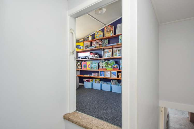 10 Fairbrother Street Carterton_15