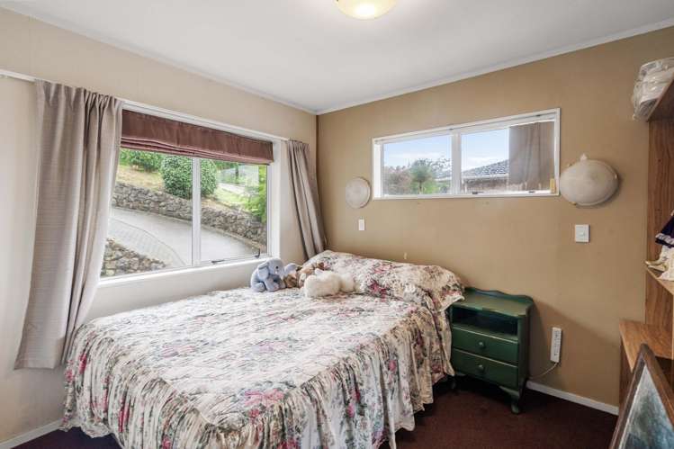 19A Russell Crescent Western Heights_13