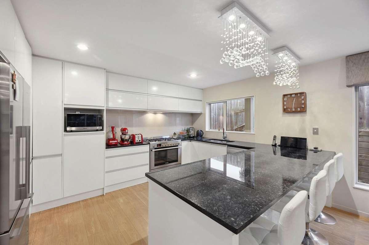 96 Babich Road North_3
