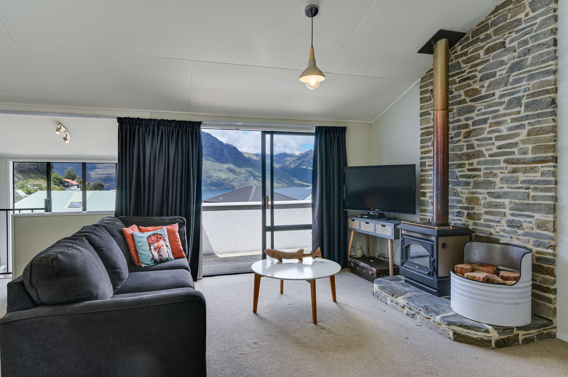 5a Wye Place Fernhill/Sunshine Bay_0