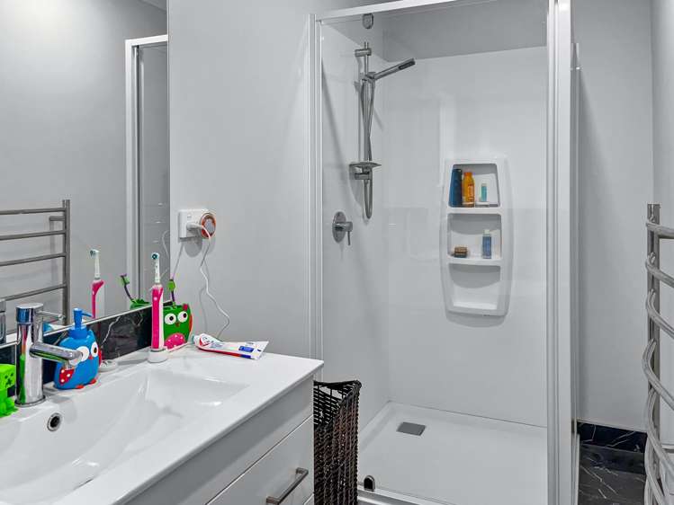 7 Seafarer Crescent Stanmore Bay_5