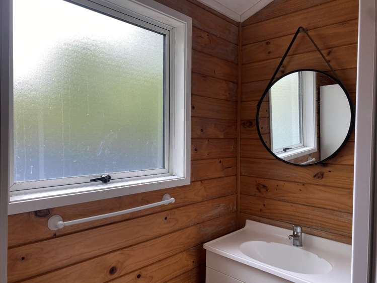 1008a Hood Street 10490_4