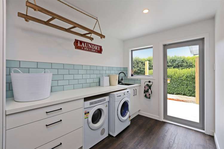 141 West Road Pakipaki_15