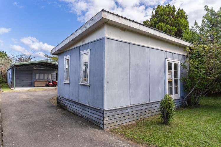 64 Howard Road Orere Point_13