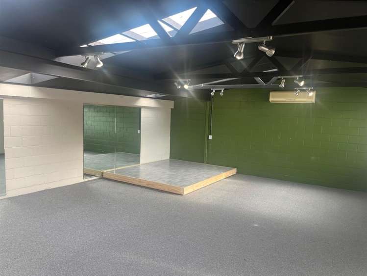 Tenancy 2, 10 Myrtle Street Hamilton East_3