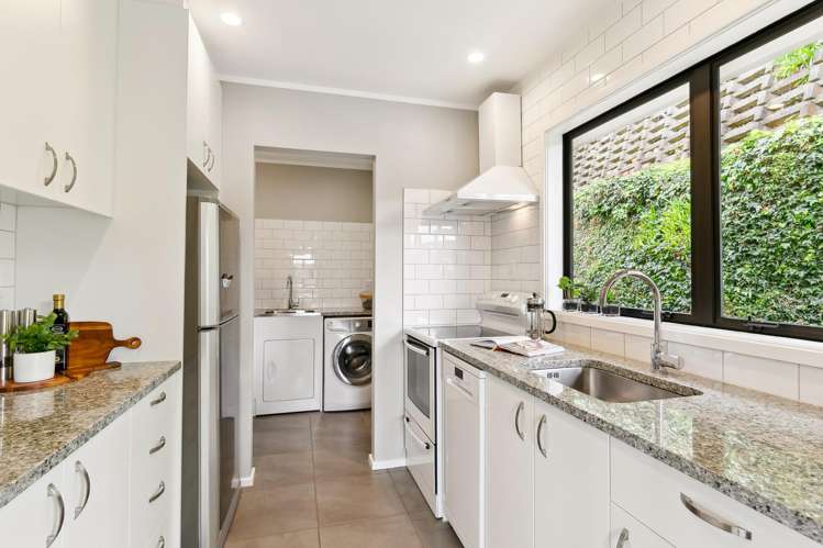 29 Chamberlain Road Karori_7