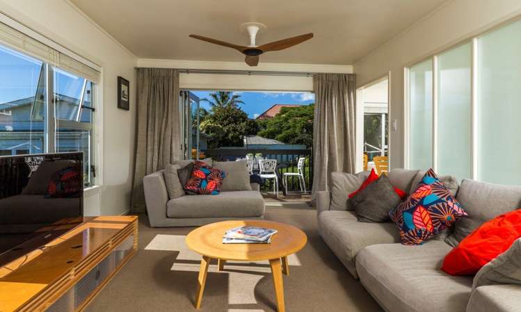 2/15 Winscombe Street Belmont_3