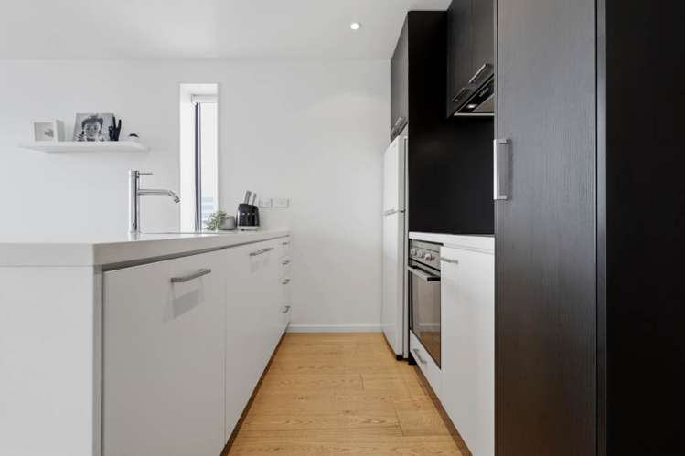 1701/8 Airedale Street City Centre_7