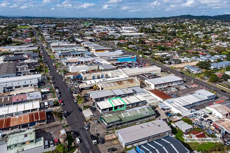 2/17 Cartwright Road Kelston_0