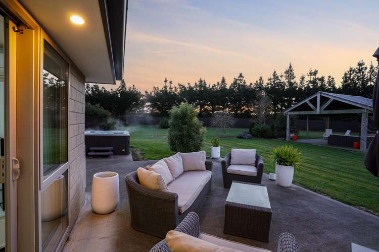 2499 South Eyre Road West Eyreton_5