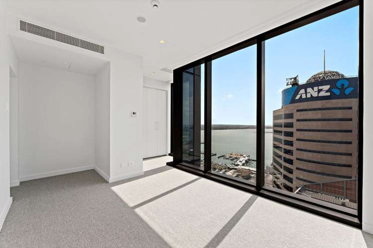 3701/51 Albert Street 10015_7