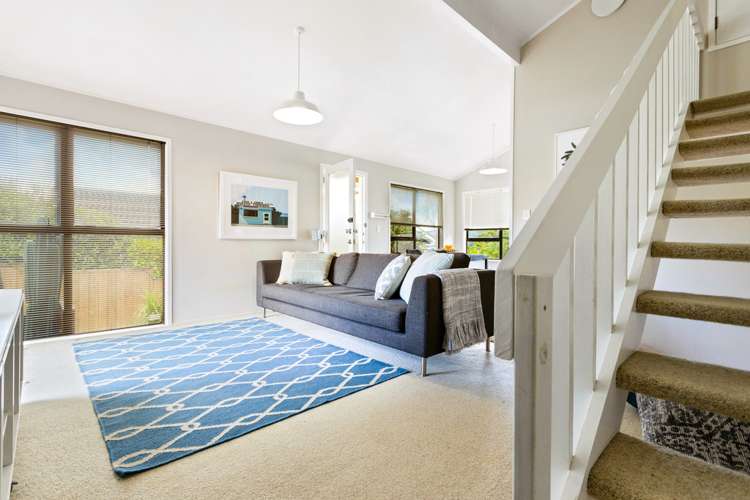 1/5 Morriggia Place Bayview_24