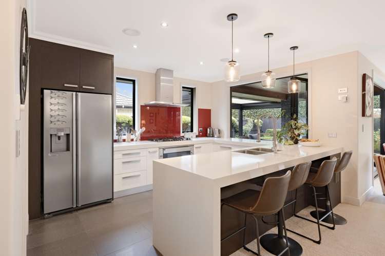 19 Tall Oaks Way Bethlehem_7