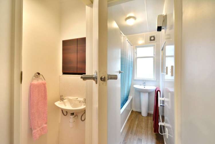 28 Edwin Street Caversham_16