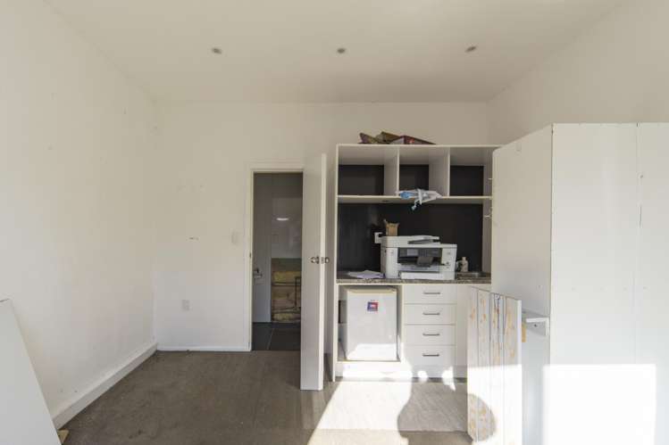 94 Lewis Street Glenview_12