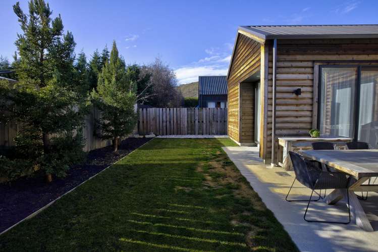 33 Dewar Street Dalefield/Wakatipu Basin_14