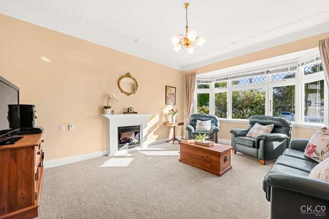 64 Totara Crescent Woburn_3