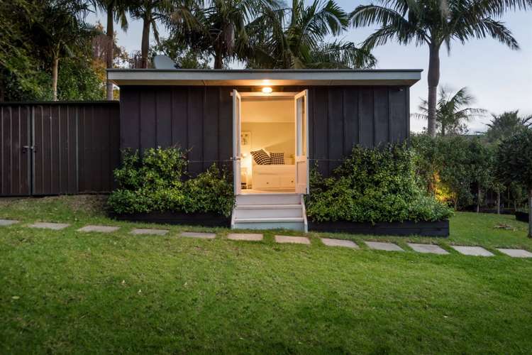 16 Russell Street Stanley Point_17