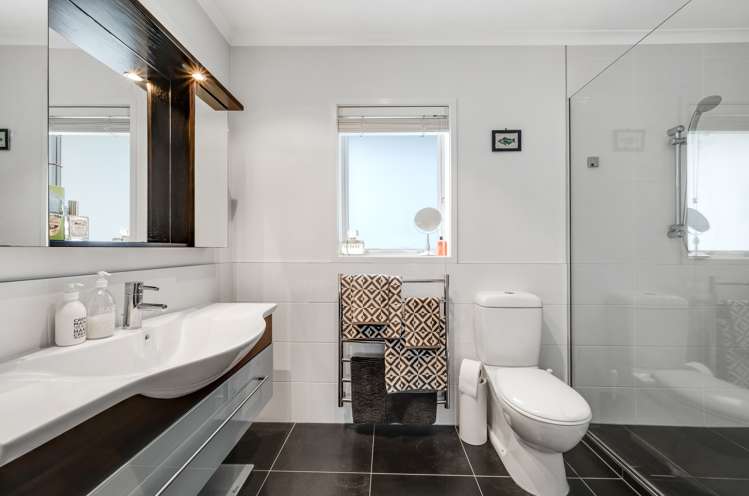 11 Holly Way Sunnyhills_20