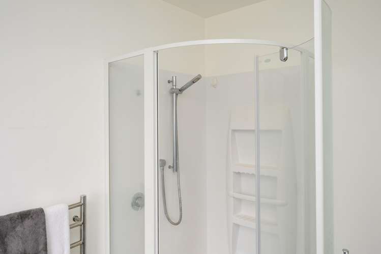 24 Liberty Grove Kelvin Grove_17