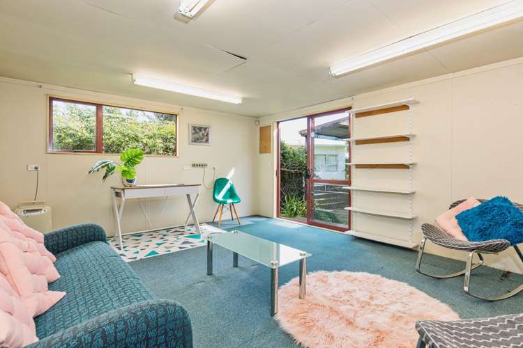 10 Seakens Way Glen Eden_18