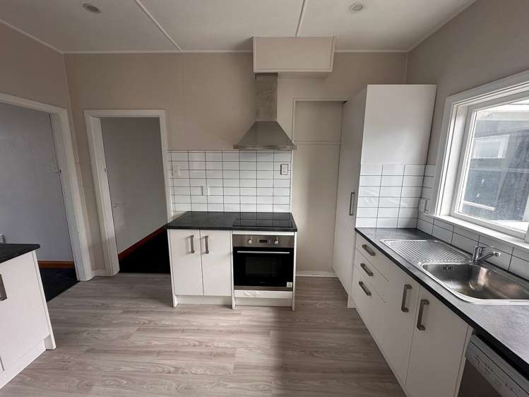 44 Park Road Miramar_12