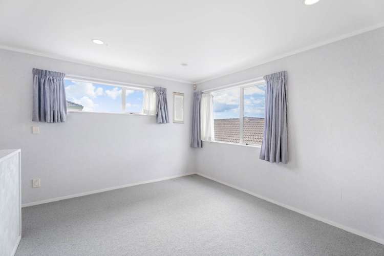 1/19 Ambleside Drive Northpark_29